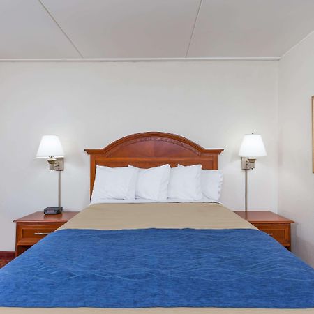 Days Inn By Wyndham Winston Salem North Zewnętrze zdjęcie