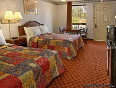 Days Inn By Wyndham Winston Salem North Zewnętrze zdjęcie